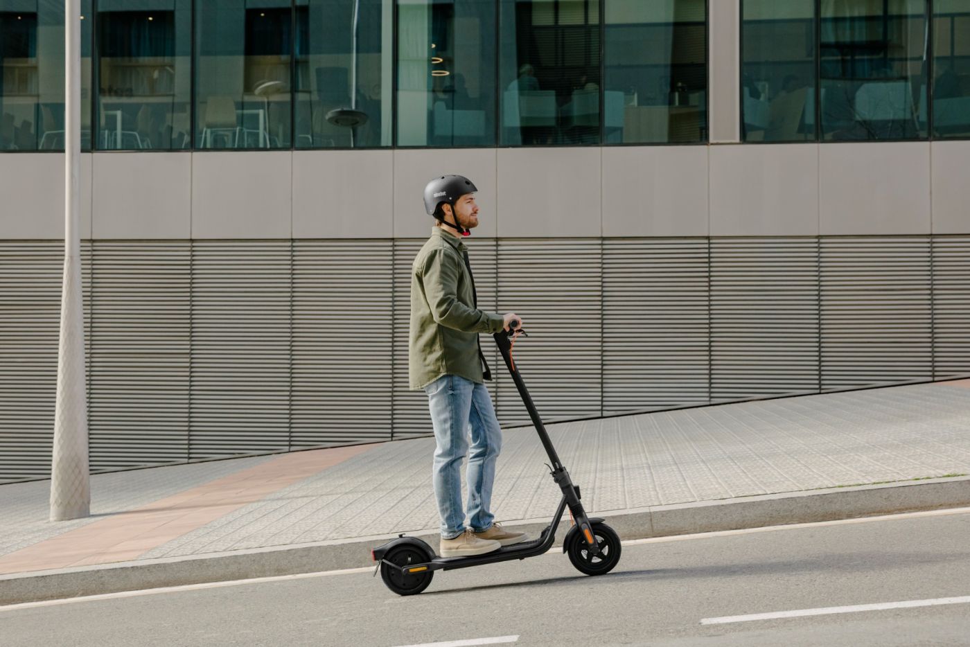 Trotinete Eletrica Segway Ninebot KickScooter F2 PRO E