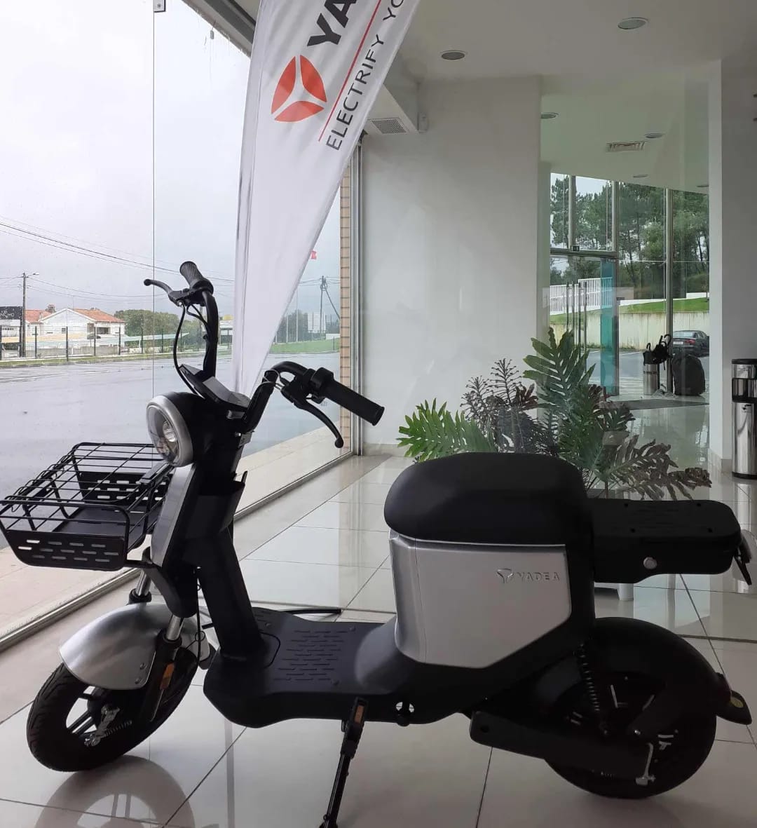 Scooter Elétrica YADEA U3 (Velocípede S/ Carta)
