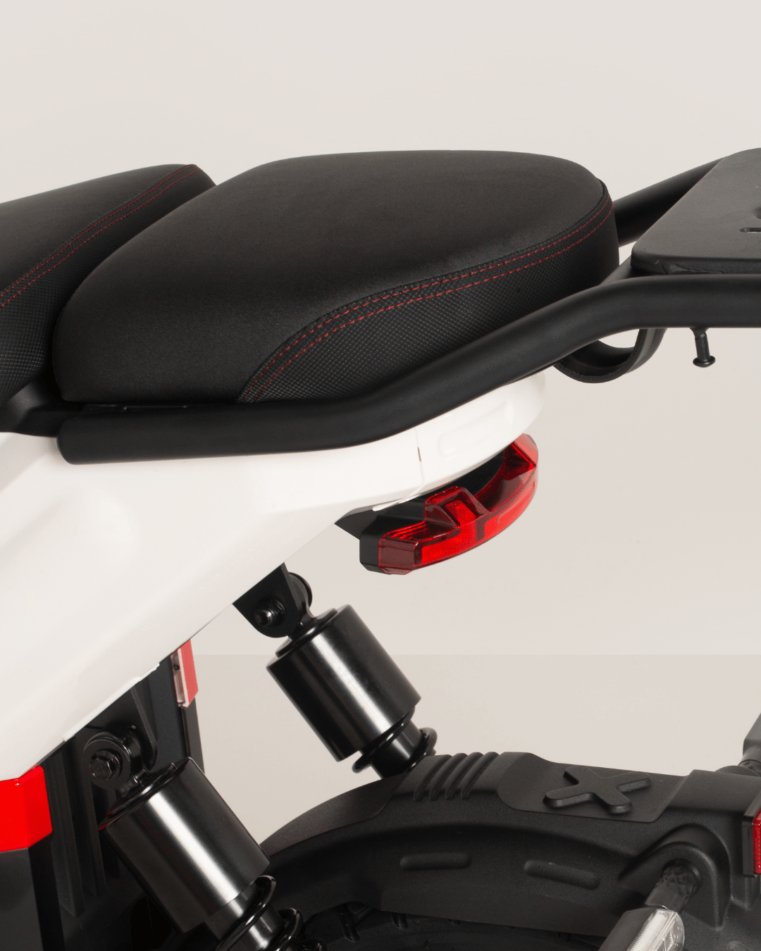 Scooter Elétrica Bee TYPE X - DEMOP (Velocípede S/ Carta)