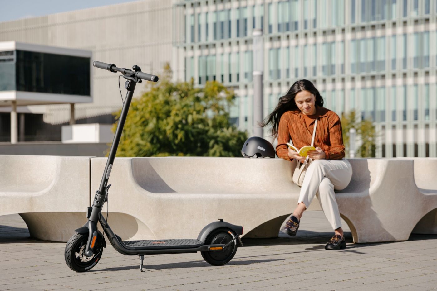 Trotinete Elétrica Segway Ninebot KickScooter F2 E